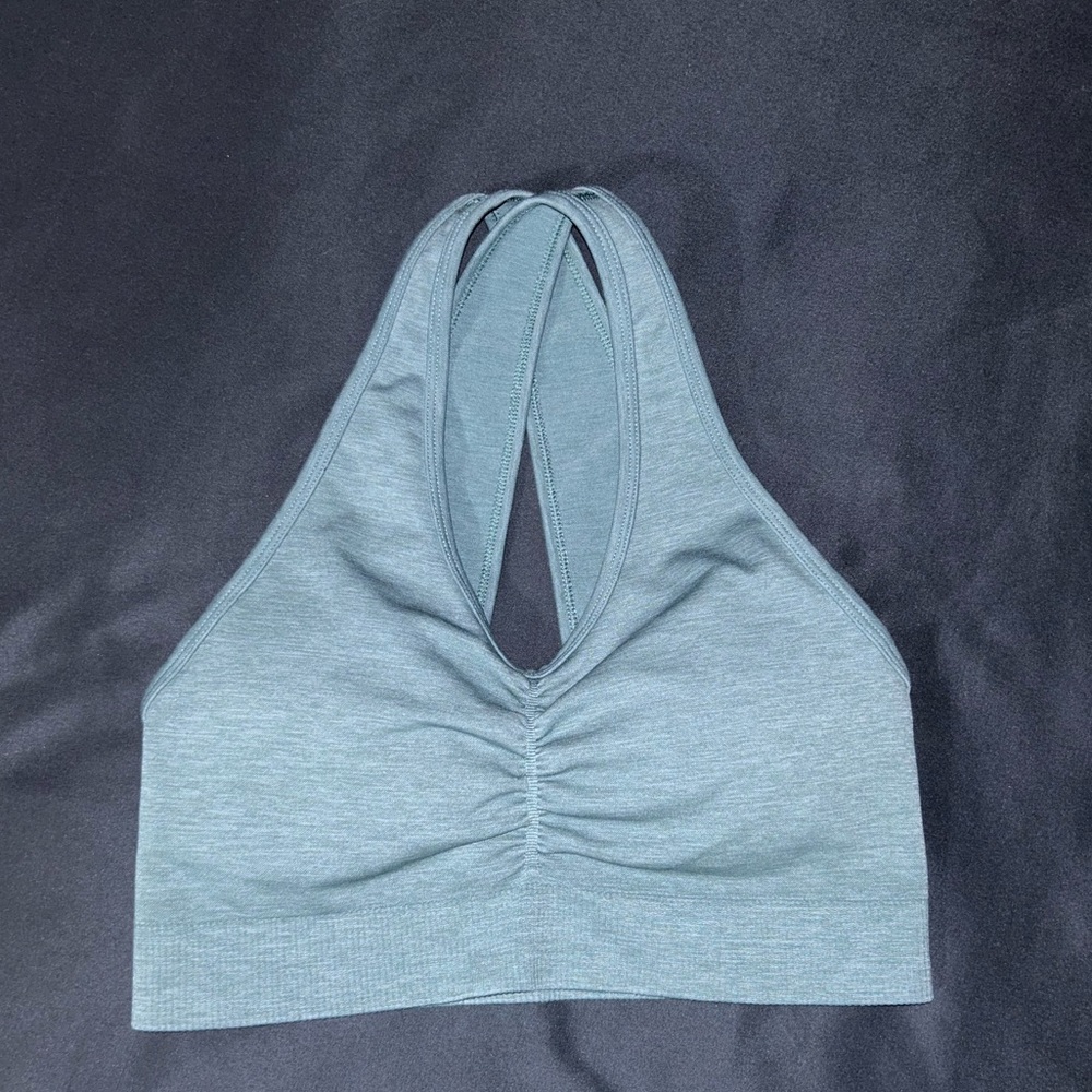 Alphalete Amplify Sports Bra